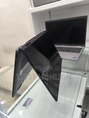 New Laptop Lenovo Yoga 7i 16GB Intel Core Ultra 5 SSD 512GB