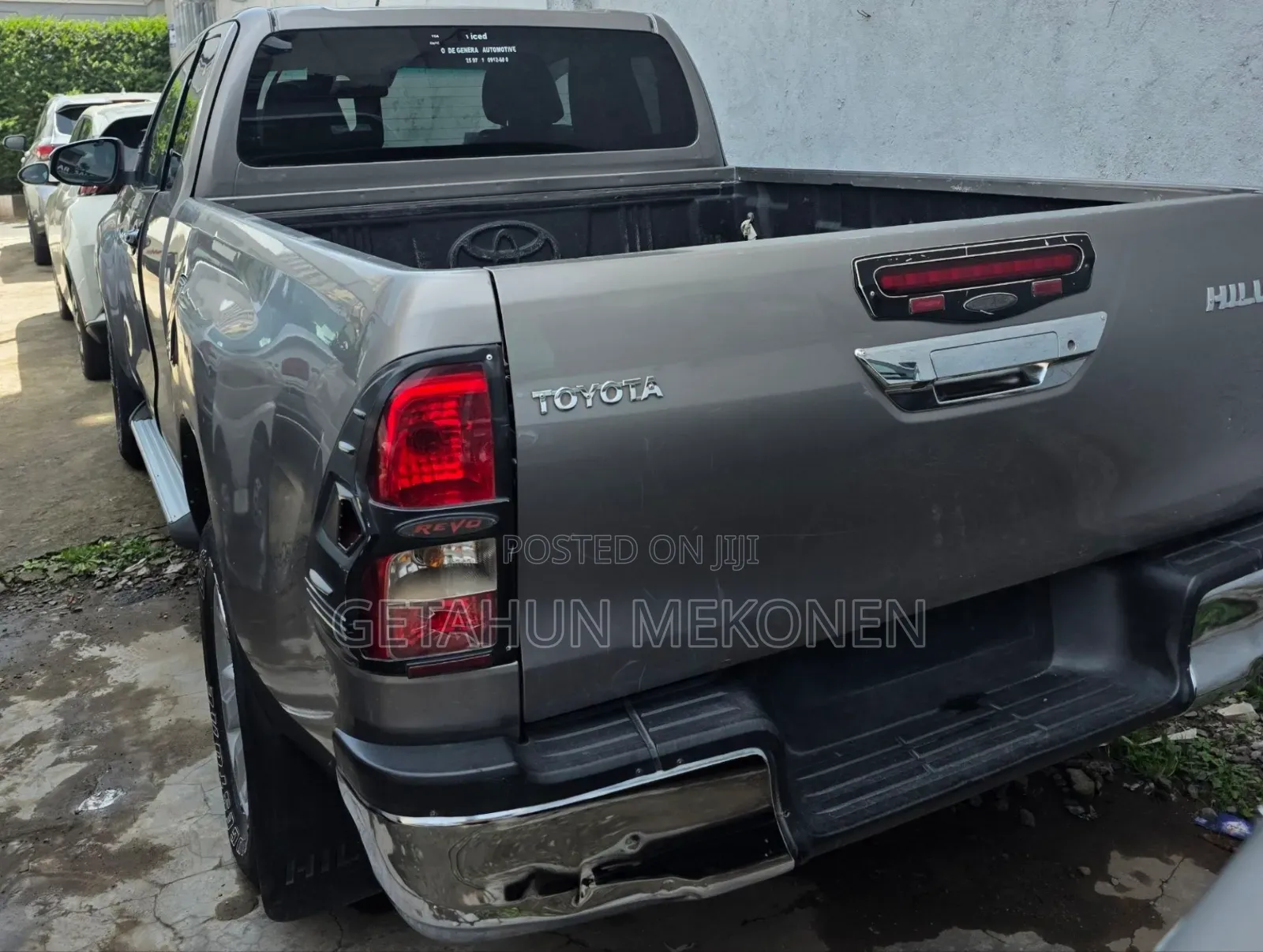 Toyota Hilux 2020 Gold