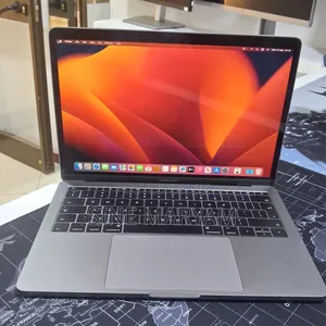New Laptop Apple MacBook Pro 2017 8GB Intel Core i5 SSD 256GB
