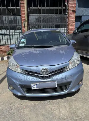 Toyota Yaris 2011 Blue