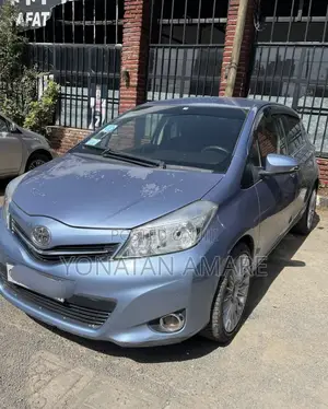 Toyota Yaris 2011 Blue
