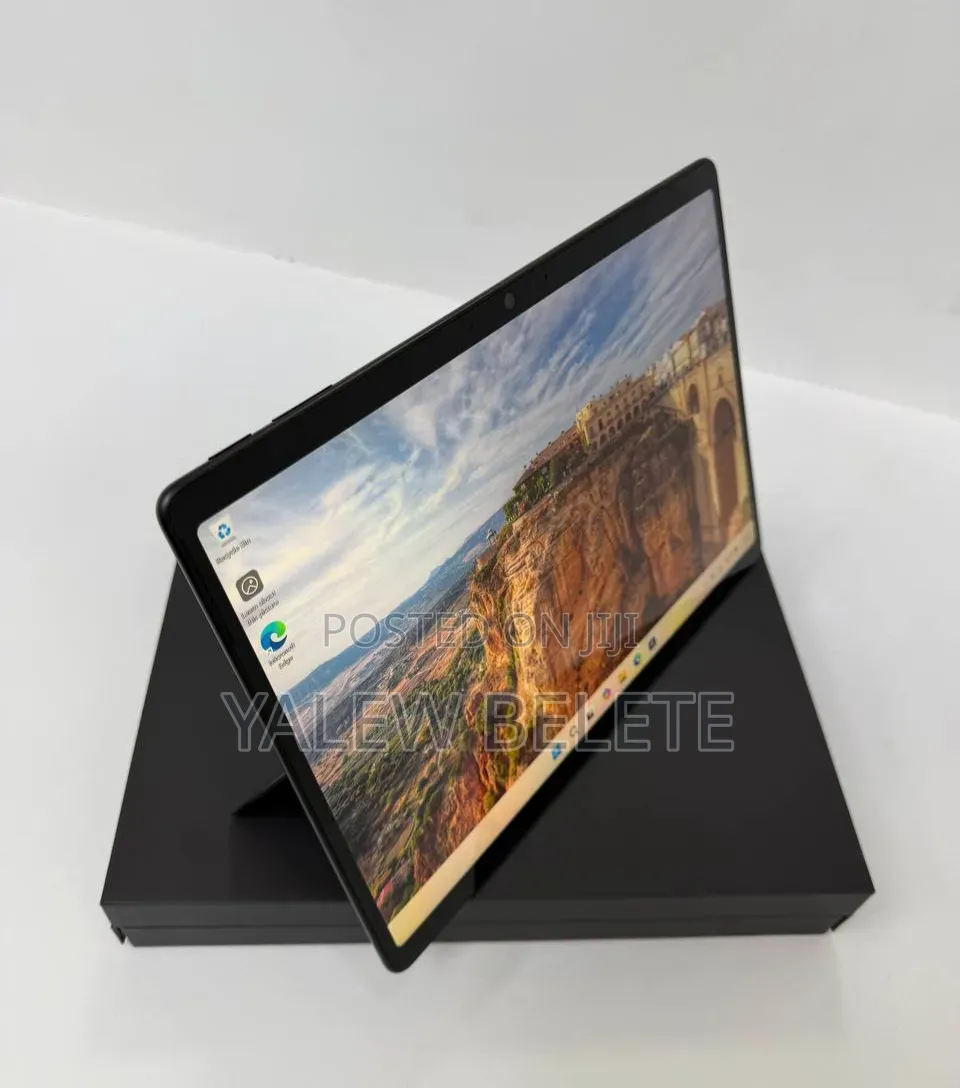 New Microsoft Surface Pro 11th Edition, a Copilot+ PC 16GB SSD 512GB