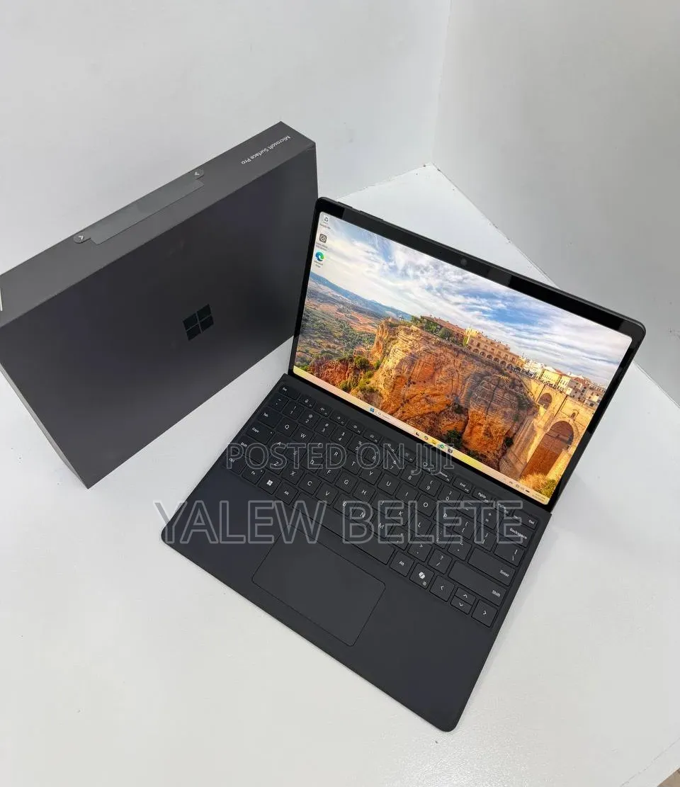 New Microsoft Surface Pro 11th Edition, a Copilot+ PC 16GB SSD 512GB