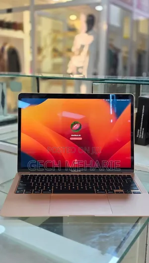 New Laptop Apple MacBook Air 2020 M1 8GB Apple M1 SSD 256GB
