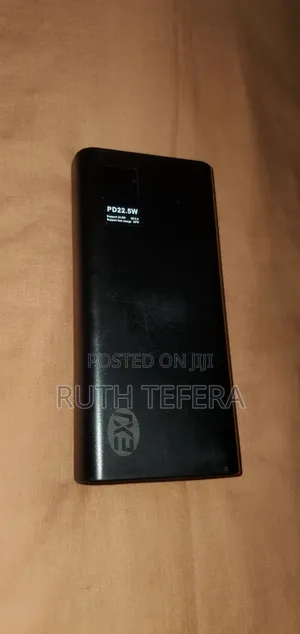 Portable Power Bank, Exj Brand Model With a Capacity of 20000mah