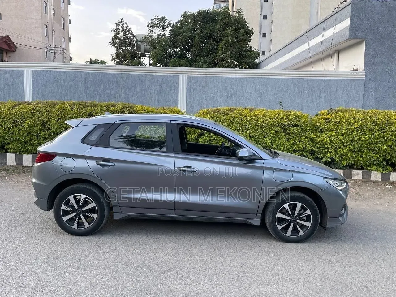 BYD E2 43 kWh 94 hp FWD 2024 Gray