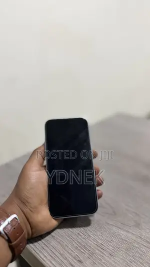Apple iPhone 15 128 GB White