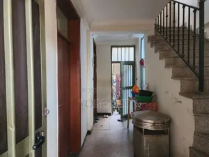 5bdrm House in አስቸካይ የሚሸጥ ቤት, Akaky Kaliti for sale