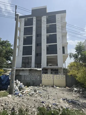 አስቸካይ የሚሸጥ ህንፃ