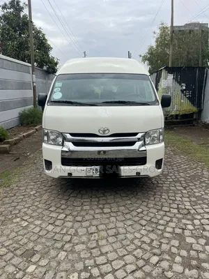Toyota HiAce 2020 White