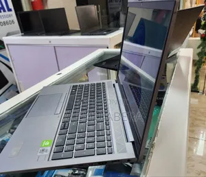 New Laptop HP ZBook 15 16GB Intel Core i7 SSD 512GB