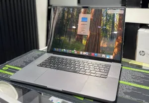 New Laptop Apple MacBook Pro M1 16GB Apple M1 Pro SSD 512GB