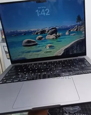 New Laptop Apple MacBook Pro 2021 M1 16GB Apple M1 SSD 512GB