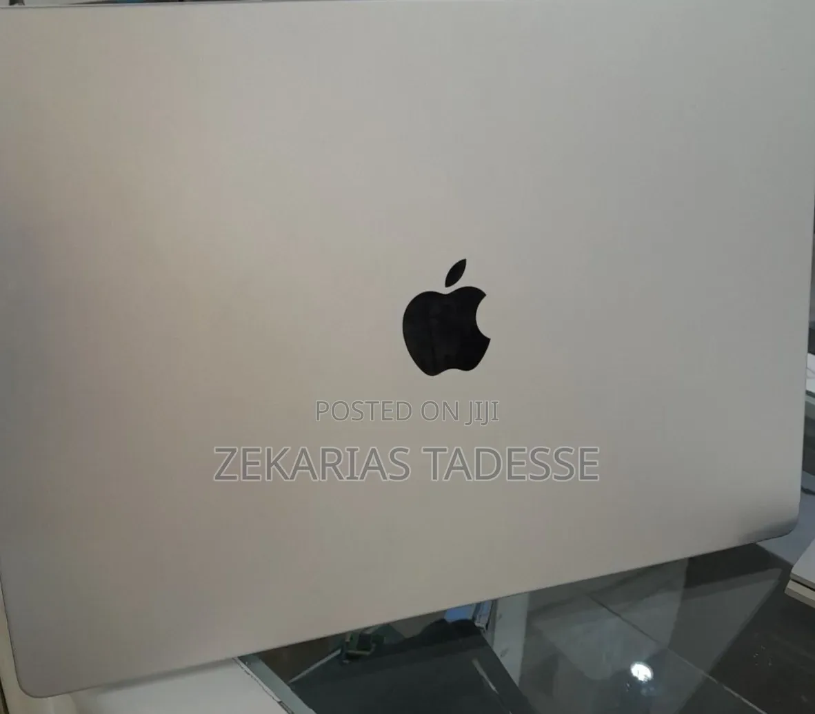 New Laptop Apple MacBook Pro M1 32GB Apple M1 Pro SSD 512GB