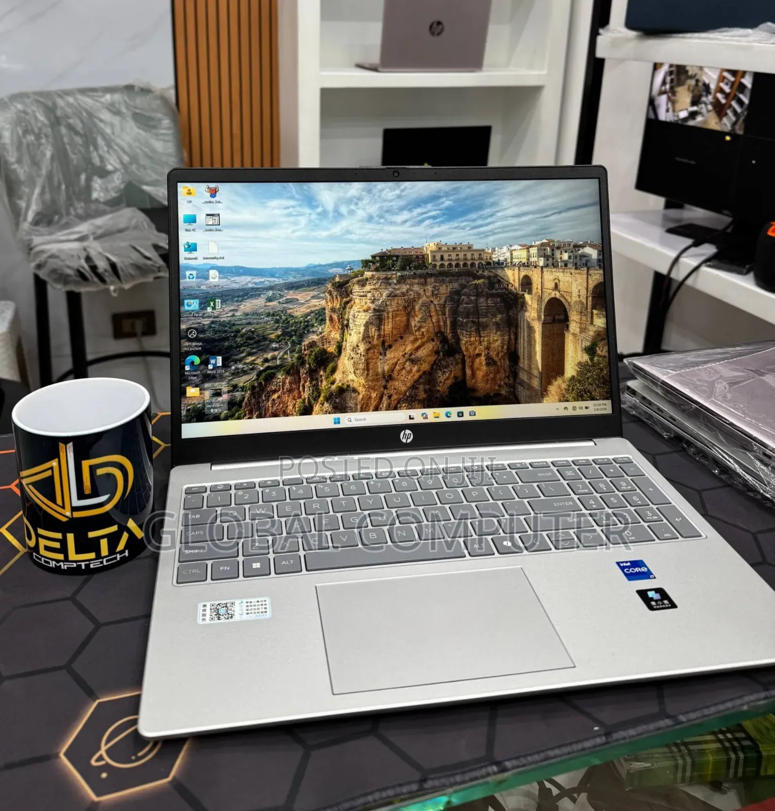 New Laptop HP Stream Notebook 16GB Intel Core i7 SSD 1T