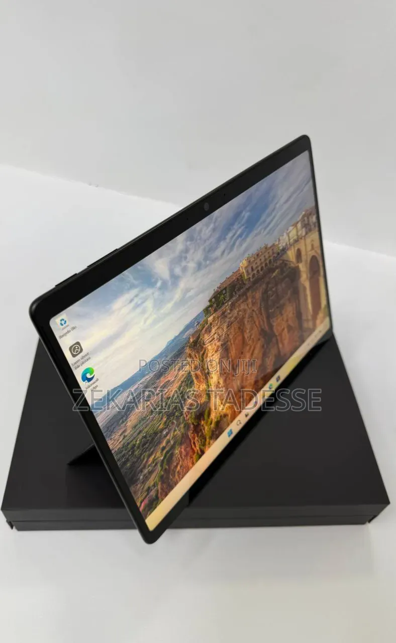 New Microsoft Surface Pro 11th Edition, a Copilot+ PC 16GB SSD 512GB