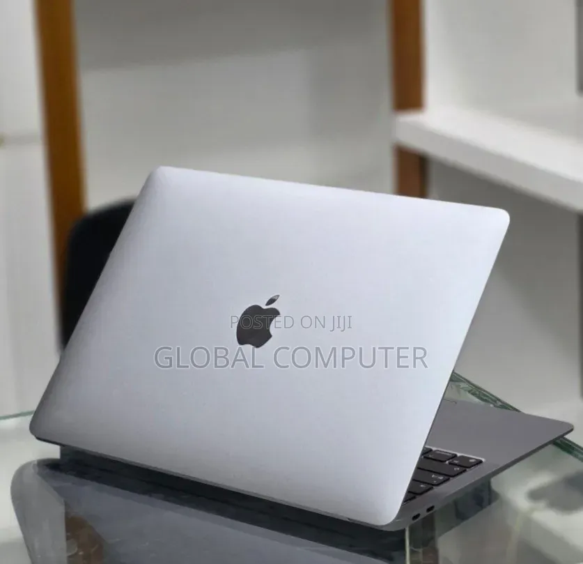 New Laptop Apple MacBook Air 2020 M1 8GB Apple M1 SSD 256GB