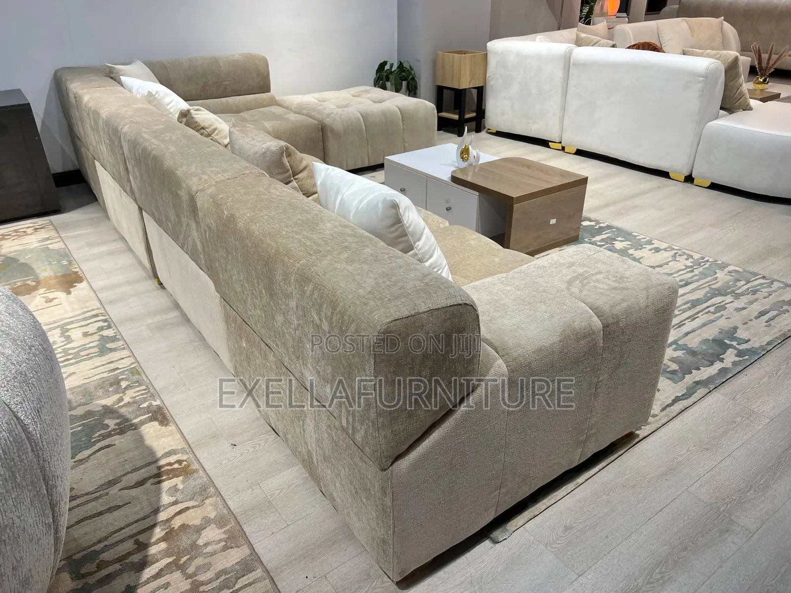 L - Shape Sofa | ኤል ሼፕ | ከስተማይዝድ የሚደረግ