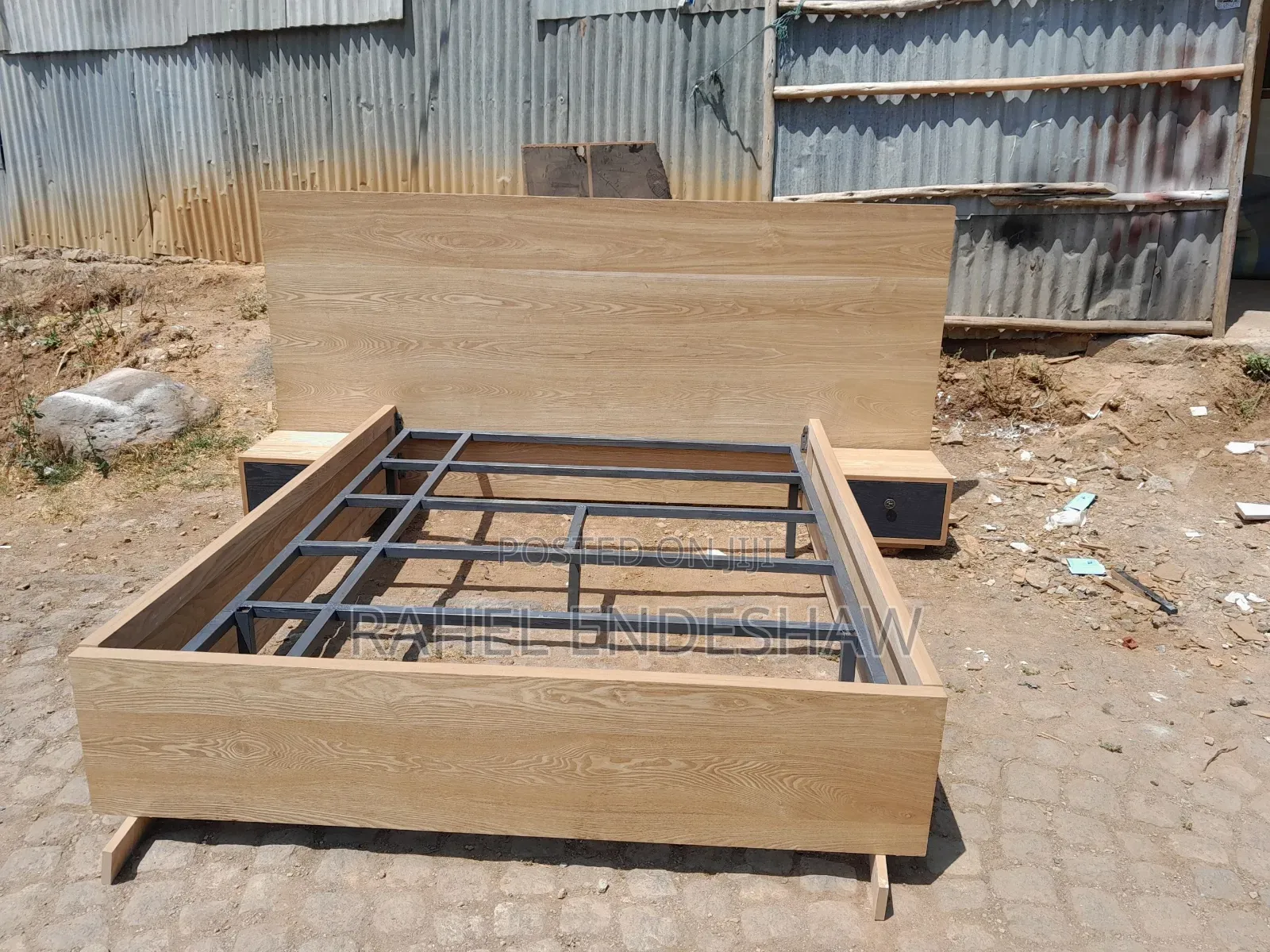 Modern Family Bed