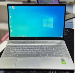 New Laptop HP Pavilion 15 8GB Intel Core i5 SSD 256GB
