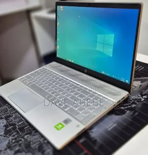 New Laptop HP Pavilion 15 8GB Intel Core i5 SSD 256GB