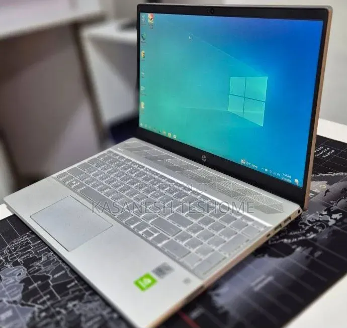 New Laptop HP Pavilion 15 8GB Intel Core i5 SSD 256GB