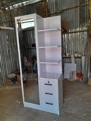 Luxury Laminated MDF Dresser