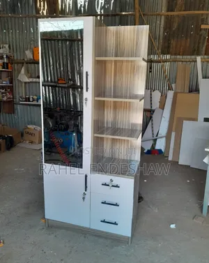 Luxury Laminated MDF White Dresser