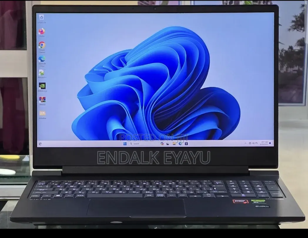 New Laptop HP Victus 15 16GB AMD Ryzen 7 SSD 1T