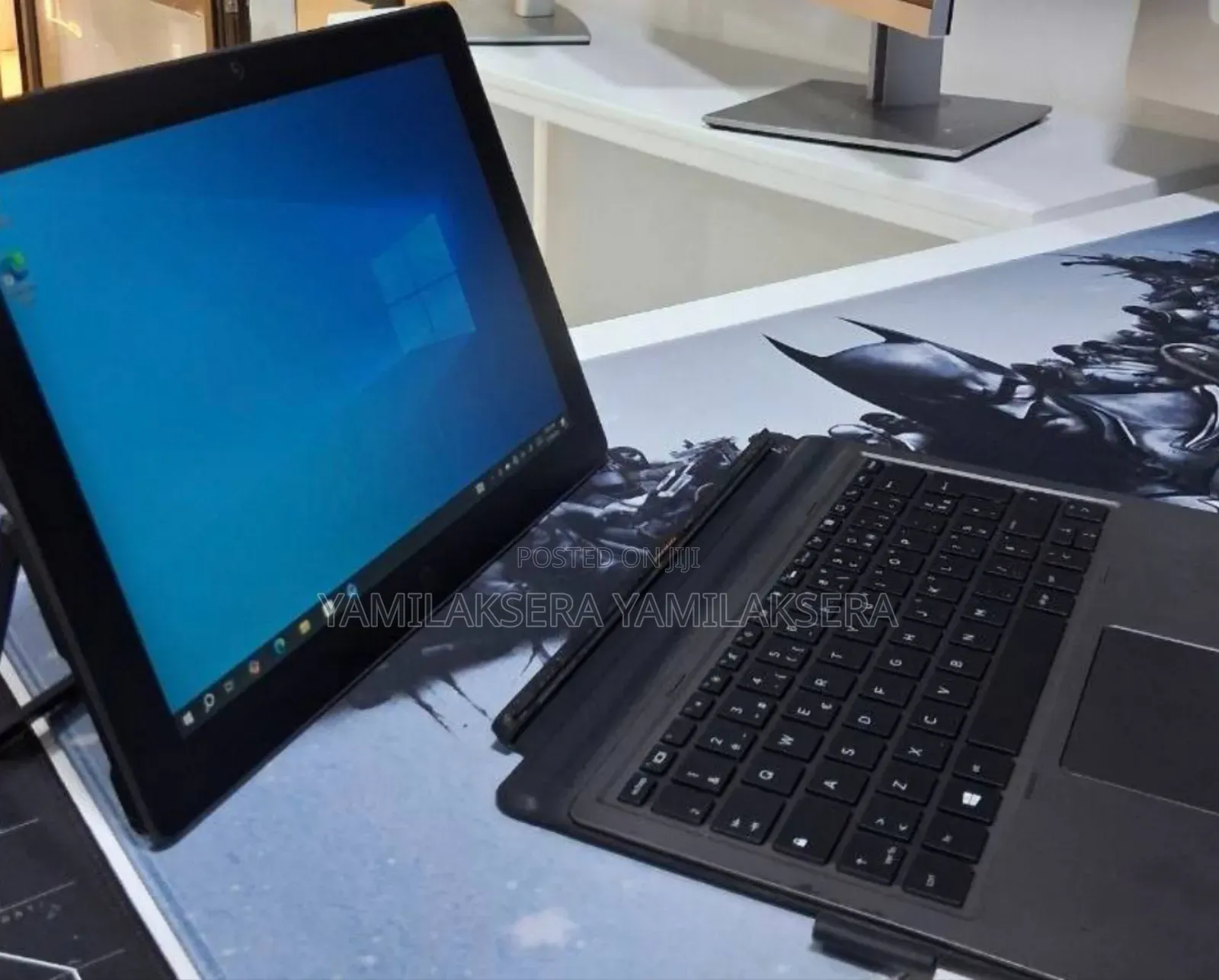 New Laptop HP Elite X2 1012 8GB Intel Core i5 SSD 256GB