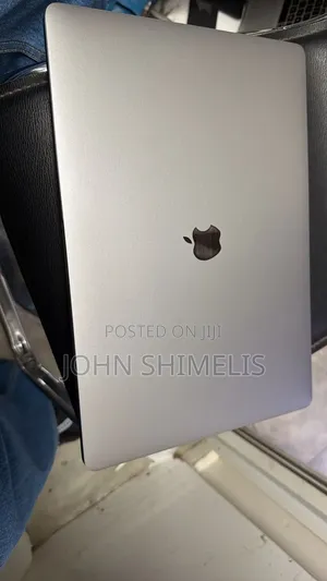 Laptop Apple MacBook Pro 2019 64GB Intel Core i9 SSD 512GB