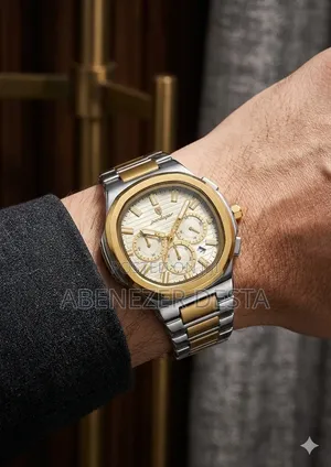 Poedagar Elegance Chronograph Wristwatch a Two-Tone Gold and Silver