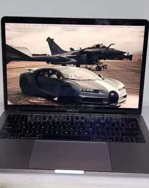 New Laptop Apple MacBook Pro 2017 8GB Intel Core i5 SSD 256GB