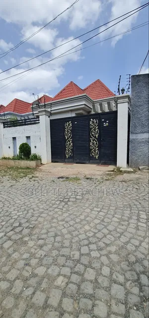 3bdrm Villa in Ayat, Luxury Villa, Bole for sale