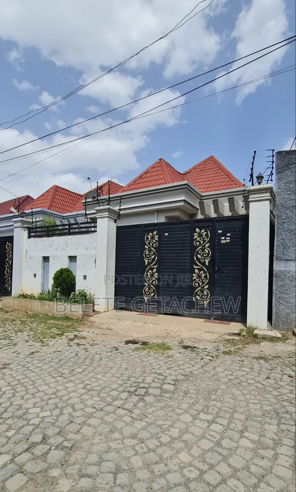 3bdrm Villa in Ayat, Luxury Villa, Bole for sale