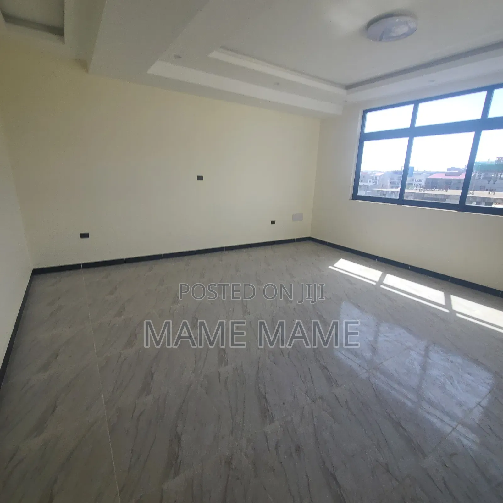 8bdrm House in Addis Abeba, Bole for rent