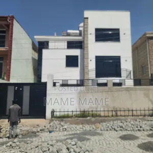 8bdrm House in Addis Abeba, Bole for rent