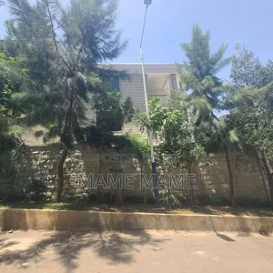 9bdrm House in Addis Abeba, Bole for sale