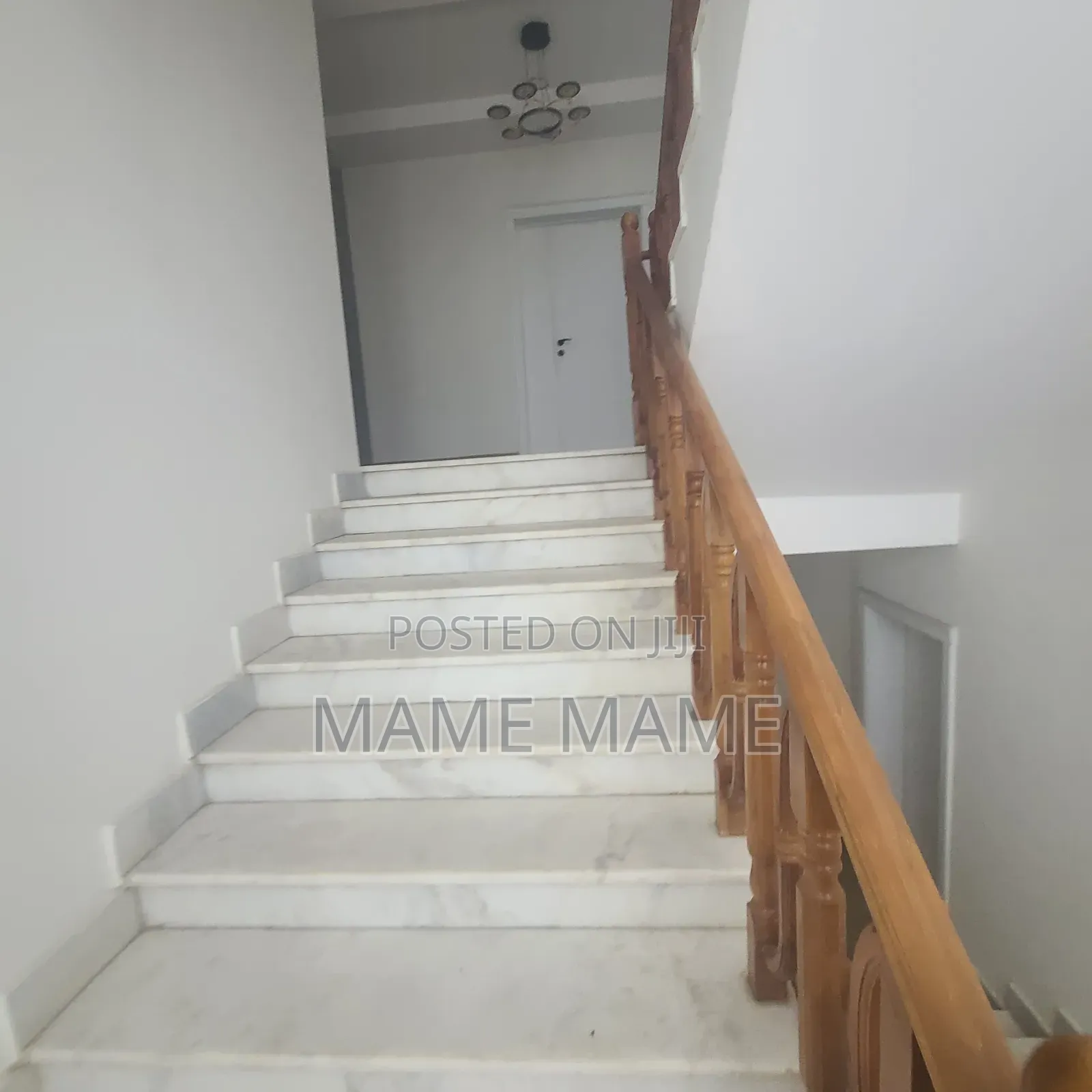 9bdrm House in Addis Abeba, Bole for sale
