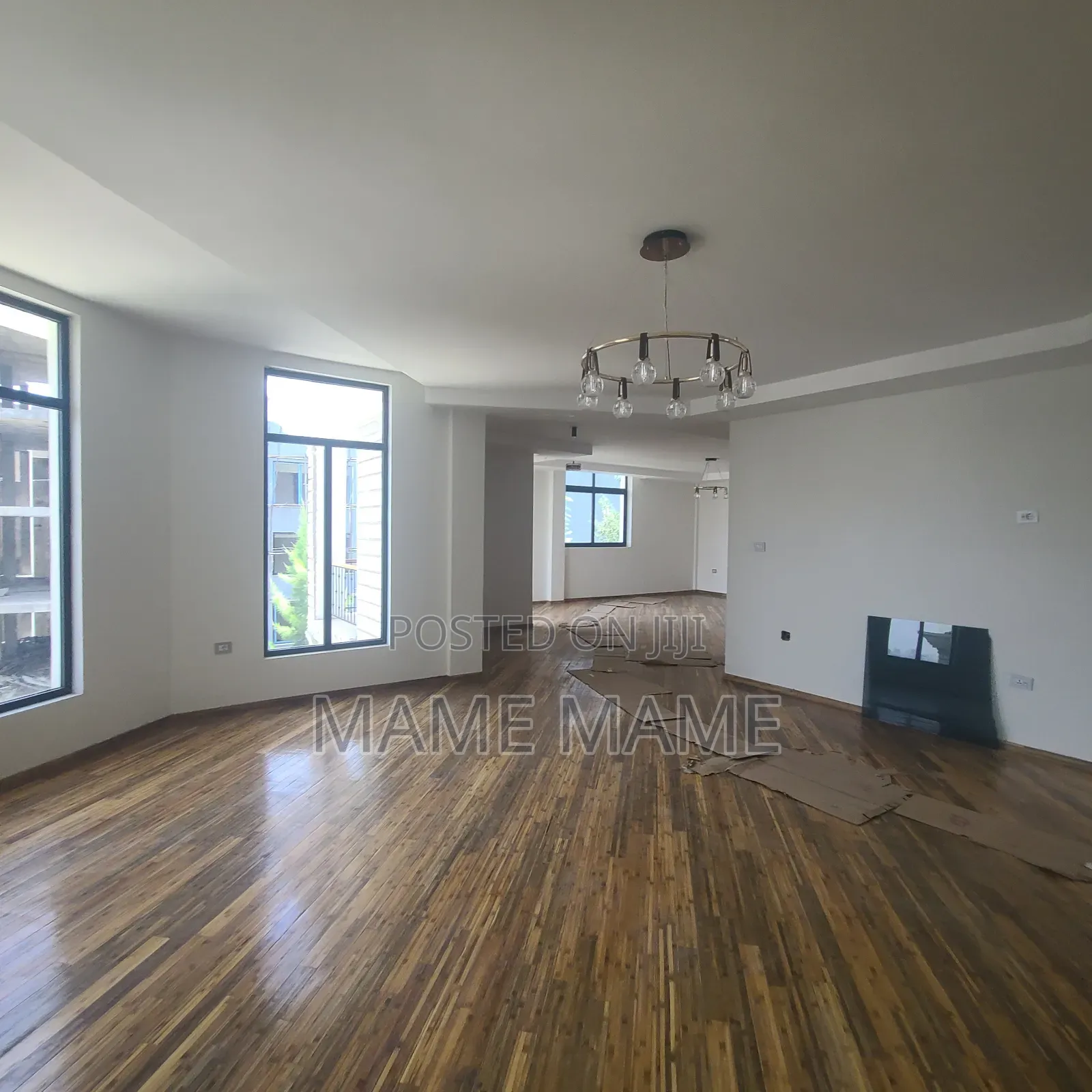 9bdrm House in Addis Abeba, Bole for sale