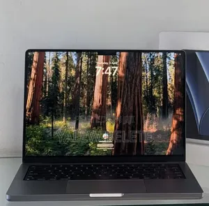 New Laptop Apple MacBook Pro 16GB Apple M2 SSD 512GB