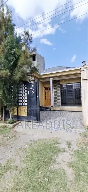 Furnished 5bdrm Villa in Bole Ayat for sale