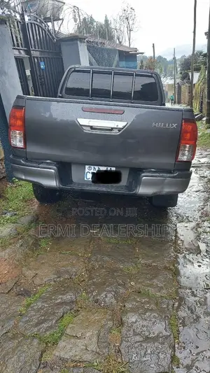 Toyota Hilux Revo Double Cab Deisel 2.4 RWD 2021 Gray