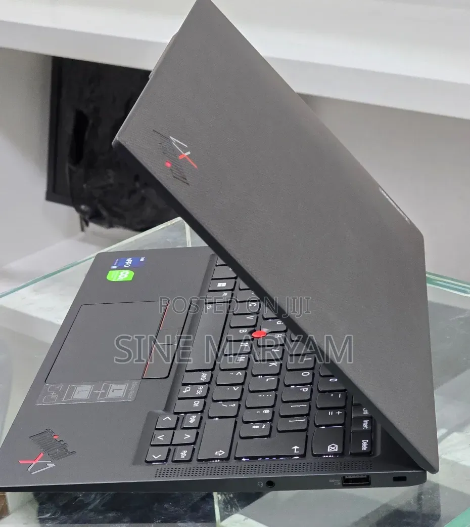 New Laptop Lenovo ThinkPad X1 Carbon 16GB Intel Core i7 SSD 512GB