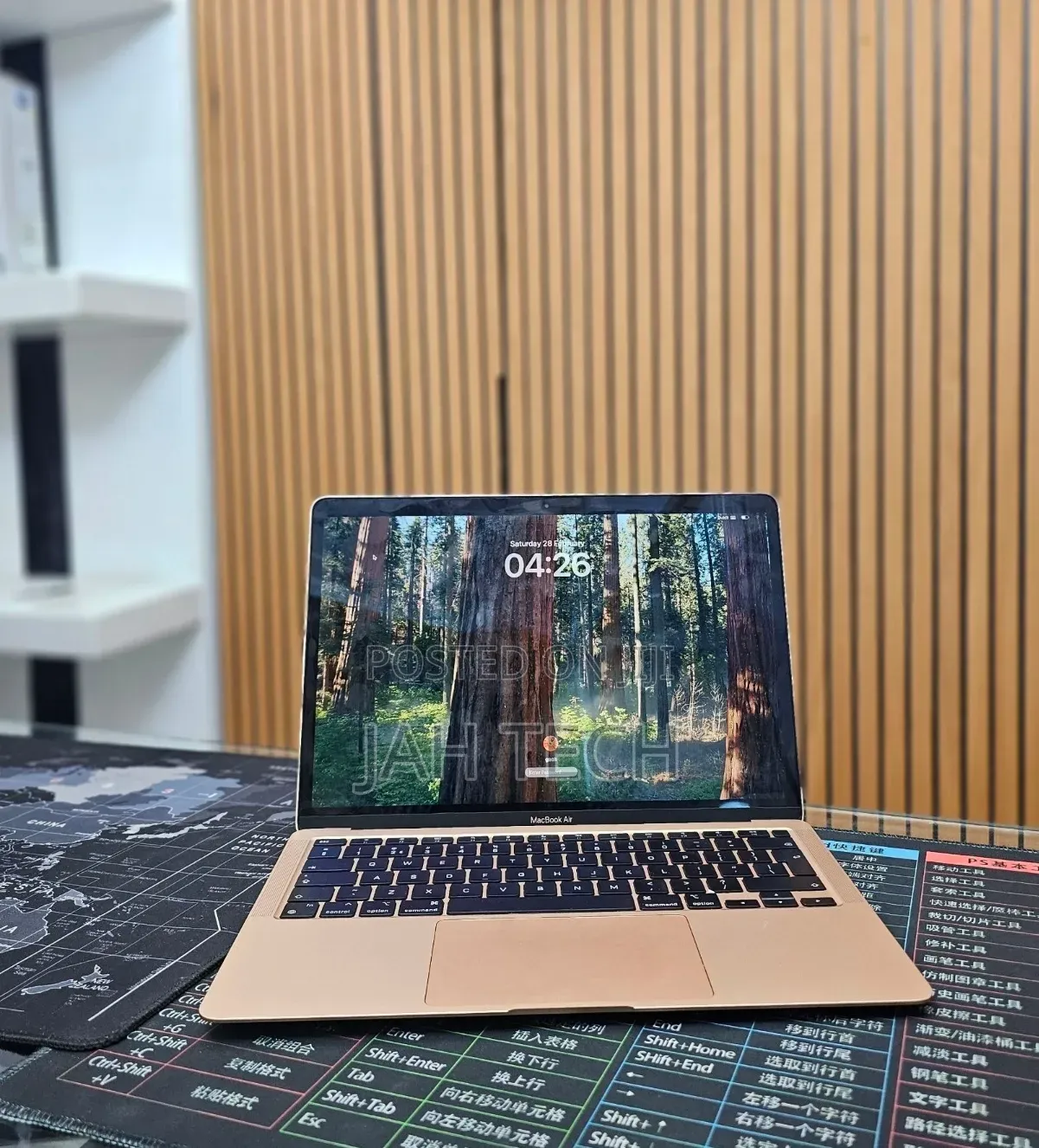 New Laptop Apple MacBook Air 2020 M1 8GB Apple M1 SSD 256GB