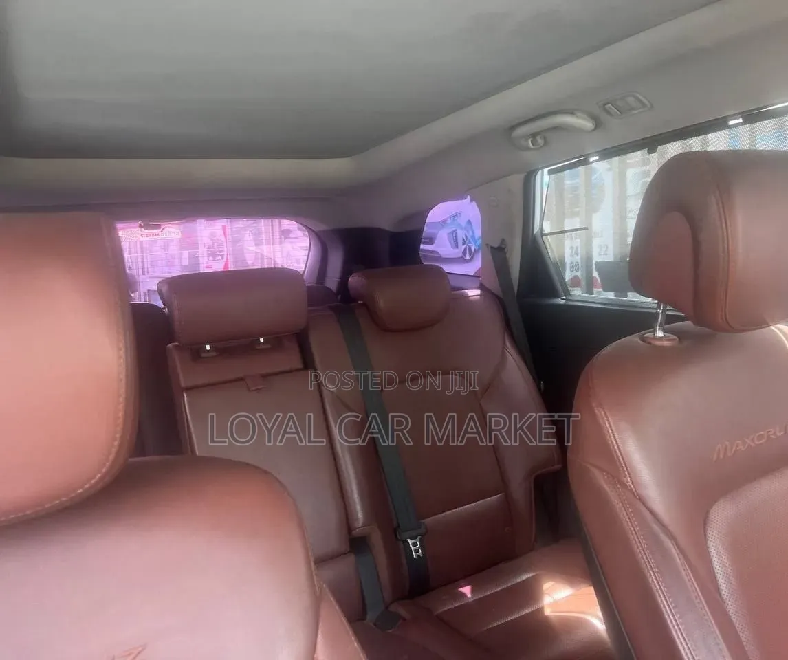 Hyundai Santa Fe 2016 Silver