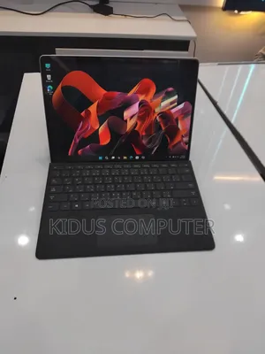 New Laptop Microsoft Surface 16GB Intel Core i7 SSD 512GB
