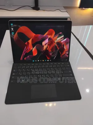 New Laptop Microsoft Surface 16GB Intel Core i7 SSD 512GB