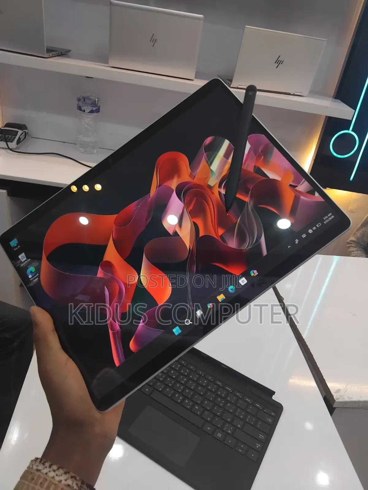 New Laptop Microsoft Surface 16GB Intel Core i7 SSD 512GB