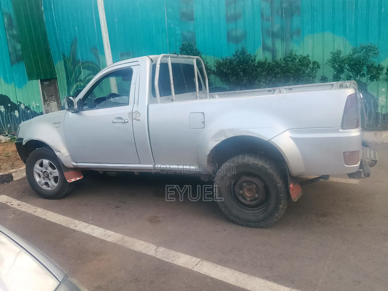 Tata Xenon 2008 Silver
